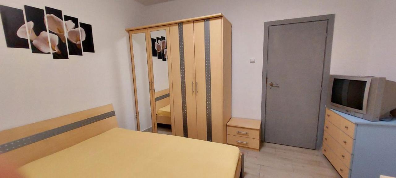 Amore 2- New Apartment In Top Center Varna ภายนอก รูปภาพ